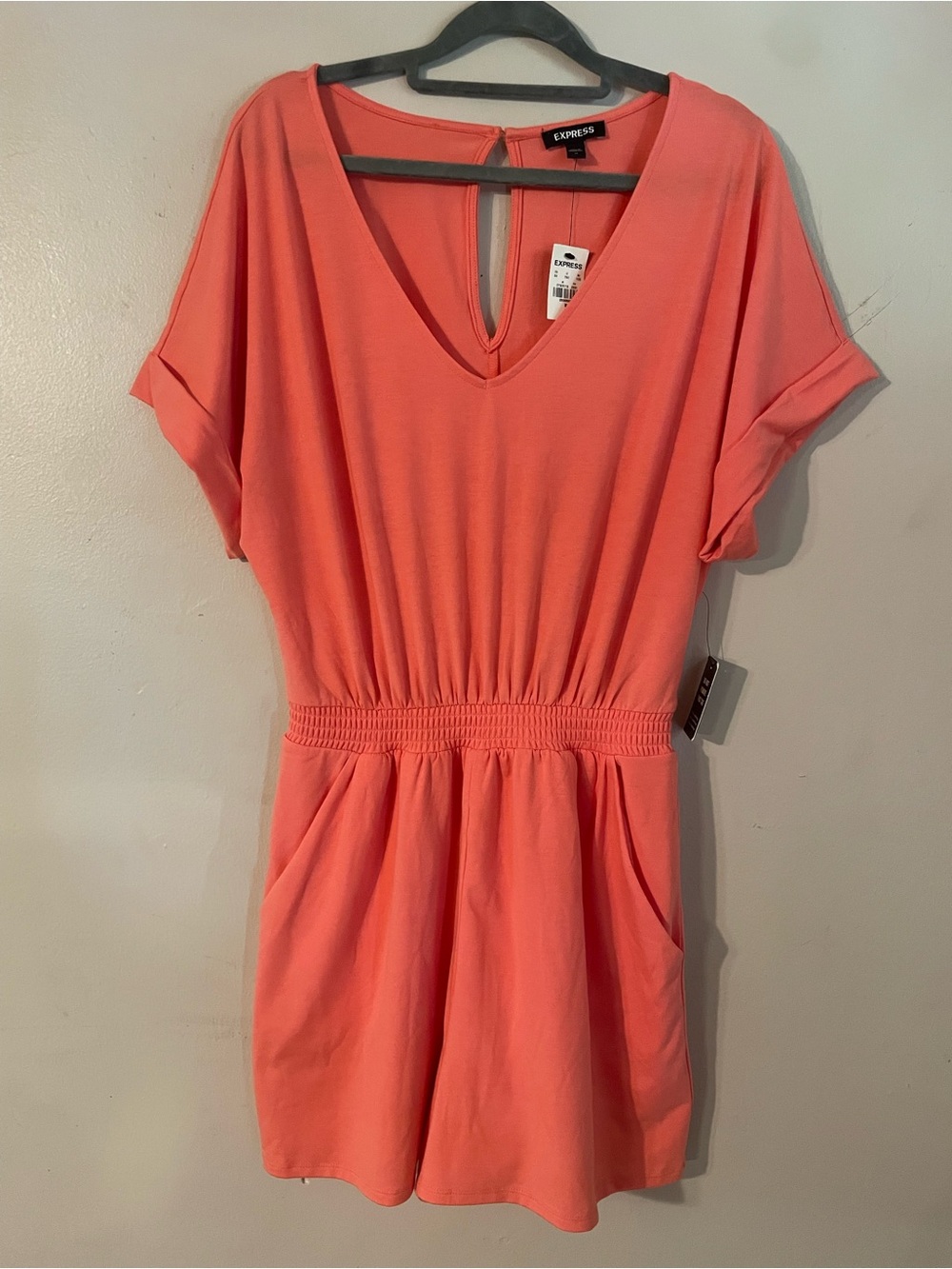 New Express Coral V-Neck shorts Romper smocked elastic waist soft Comfort M